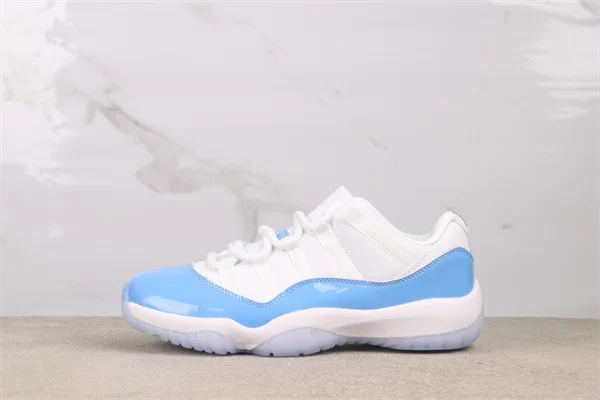 Air Jordan 11 Low FV5104-100