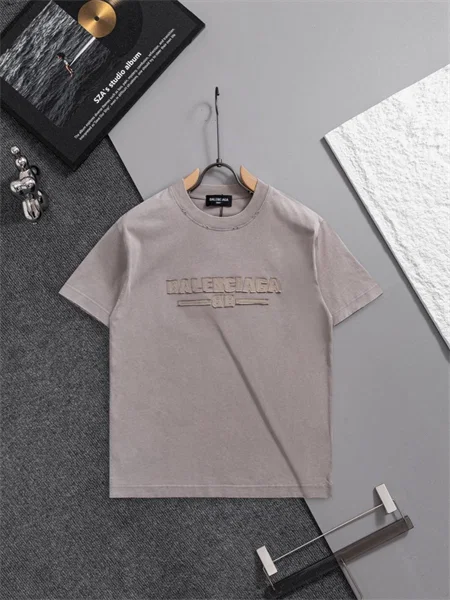 Balenciaga T-Shirt