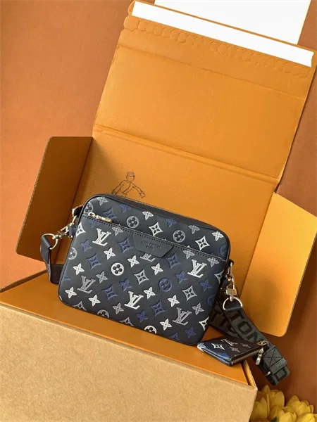 Louis Vuitton Trio Messenger — M28618