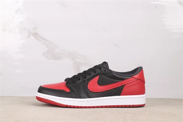 Air Jordan 1 Low OG “BANNED” HQ6998-001