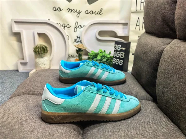 adidas Bermuda END Shoes