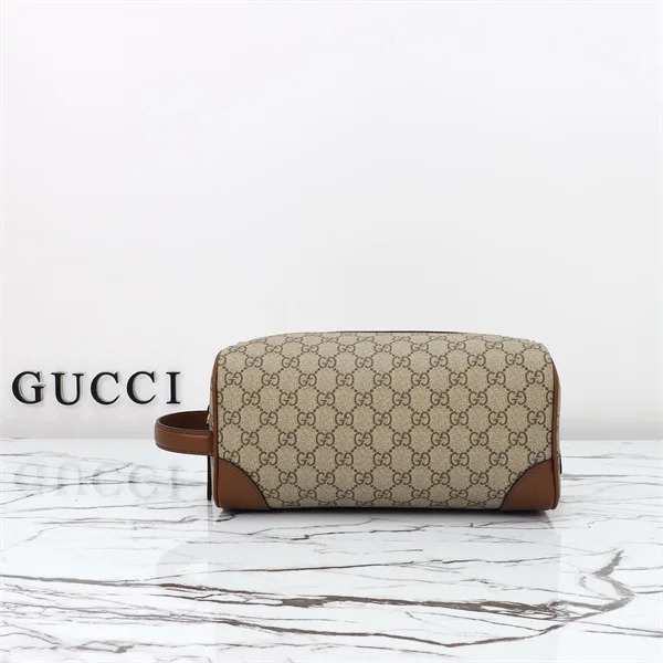 Gucci GG Emblem Medium Toiletry Case — 821163