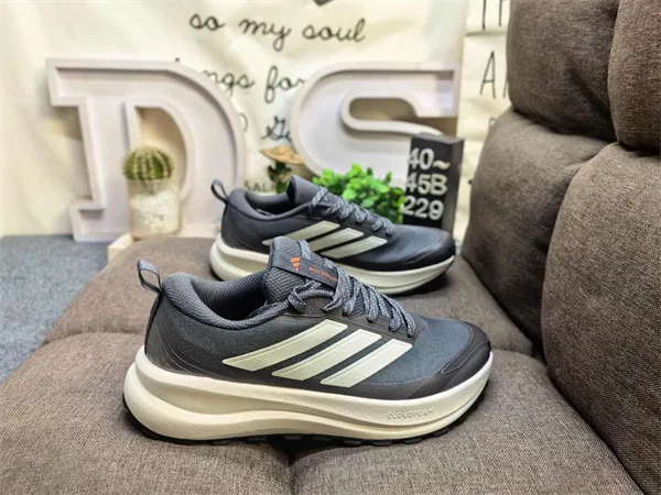 adidas RUNFALCON 6 ATR M Shoes