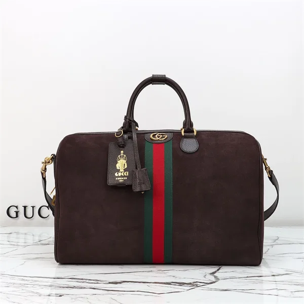 Gucci Savoy Medium Duffle Bag — 834460