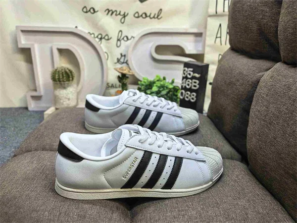adidas SUPERSTAR LO PRO Shoes