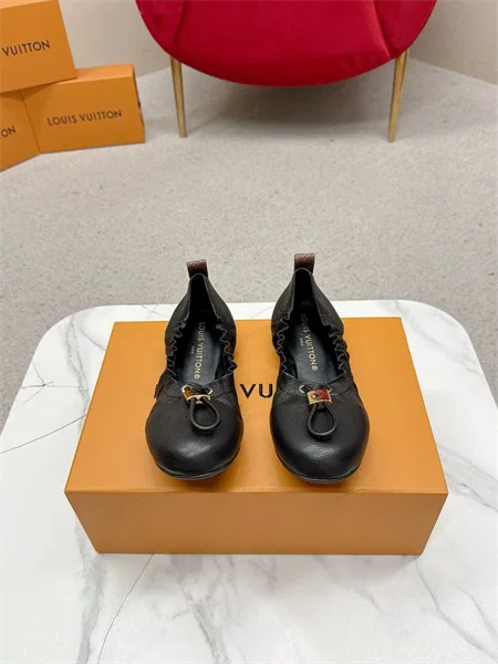 Louis Vuitton Leather Ballet Flats