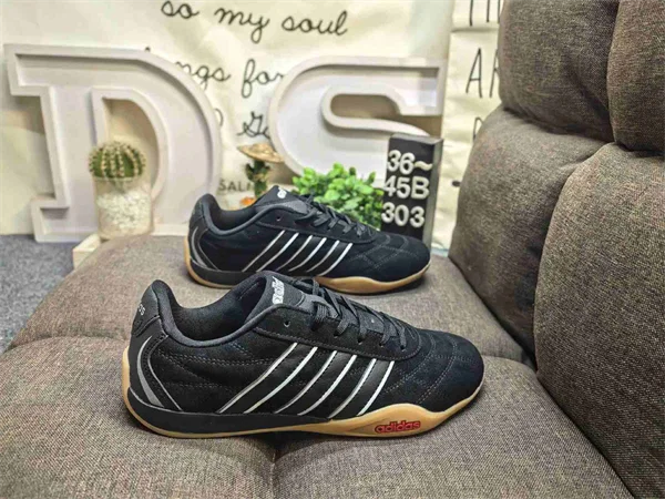 adidas ADIPISTA ADIRCRE LOW Shoes - HQ9166