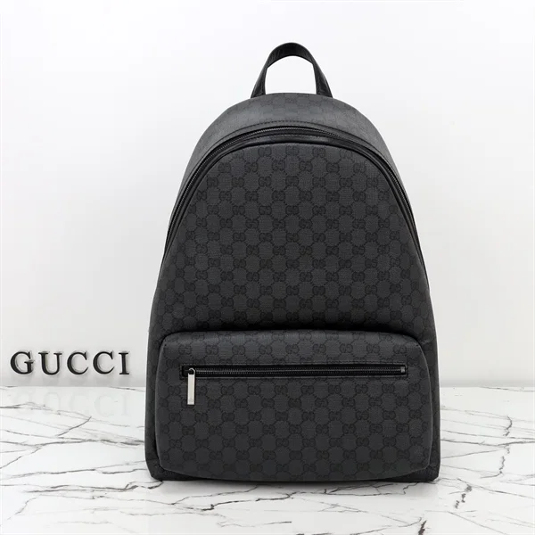 Gucci Essence Classic medium backpack — A0020S