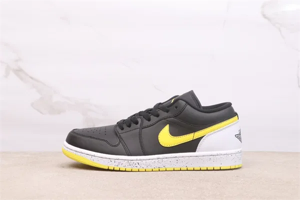 Air Jordan 1 Low IX3529-010