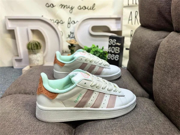 adidas CAMPUS 00s Shoes