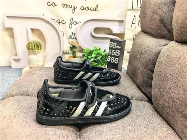 adidas SAMBA JANE W Shoes - KZ6232