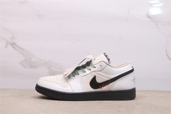 Air Jordan 1 Retro Low OG IW2020-110