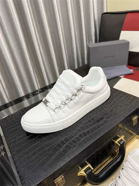 Balenciaga Sneakers