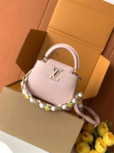 Louis Vuitton Capucines Mini Top-Handle Bag โ M23363