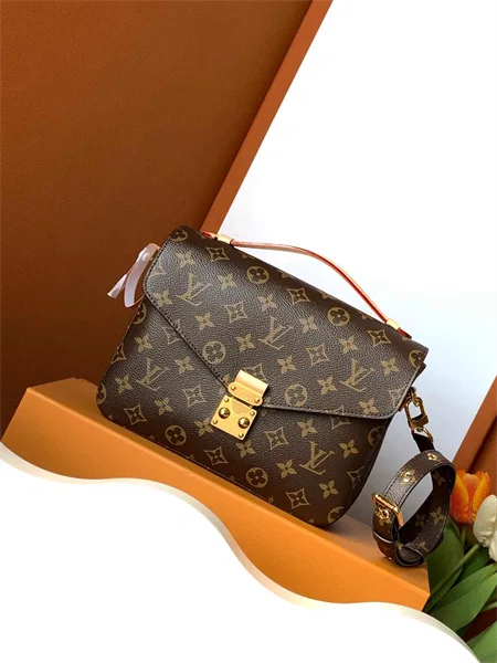 Louis Vuitton Pochette Métis Monogram — M44875