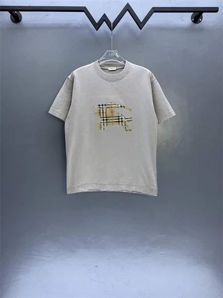 Burberry T-Shirt